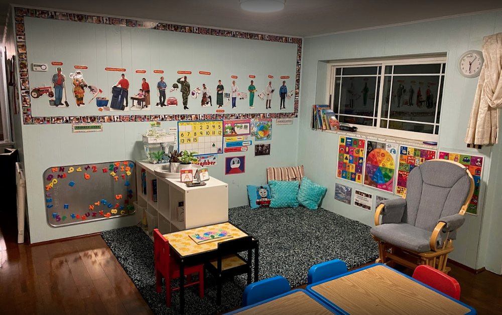 Daycare classroom activity and learning station
